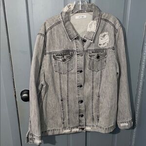 Refuge Women's Light Gray Distressed Denim Jacket